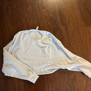 Alo Cropped Pullover